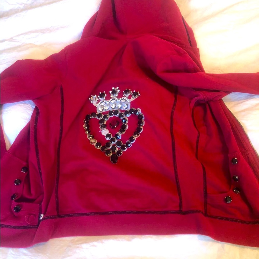 Twisted heart sweatshirt